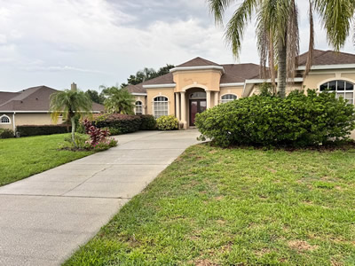 Driveway cleaning in Lutz, FL