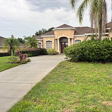 Expert-Driveway-Cleaning-Services-in-Dade-City-FL-by-The-Pasco-Pressure-Washing 1