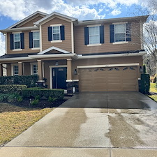 Full-House-Soft-Wash-Driveway-Cleaning-in-Wesley-Chapel-FL-Safe-Professional-Exterior-Cleaning-for-Long-Lasting-Curb-Appeal 3